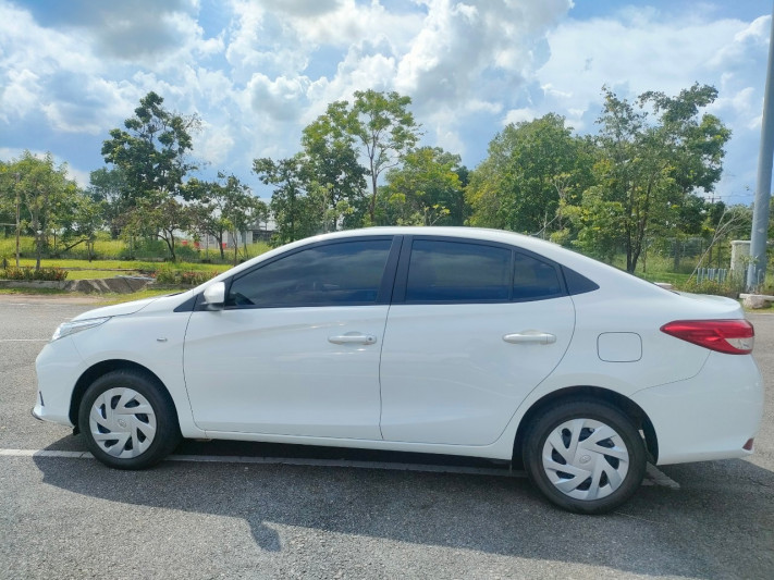 Toyota Yaris ATIV