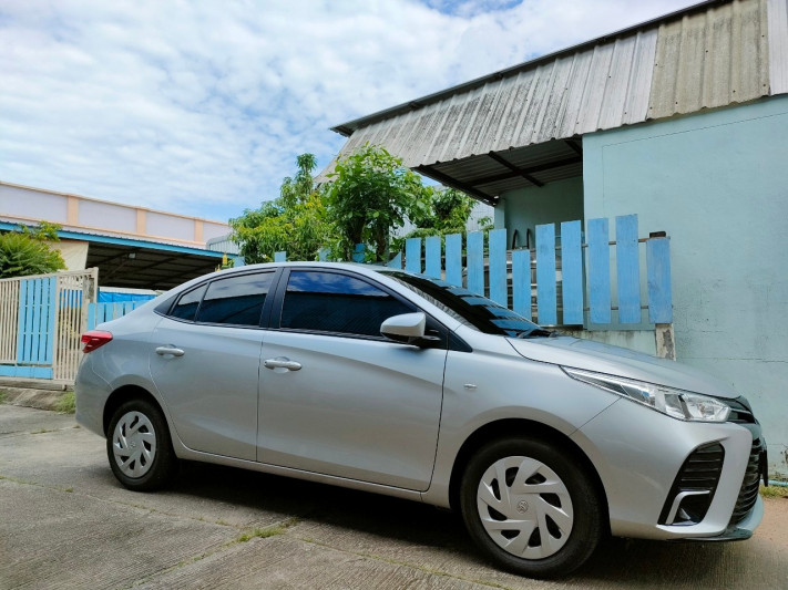 Toyota Yaris ATIV